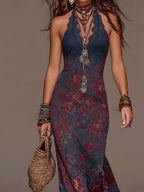 Yoana | Vestido largo retro de encaje con cuello halter y estampado floral estilo sirena.