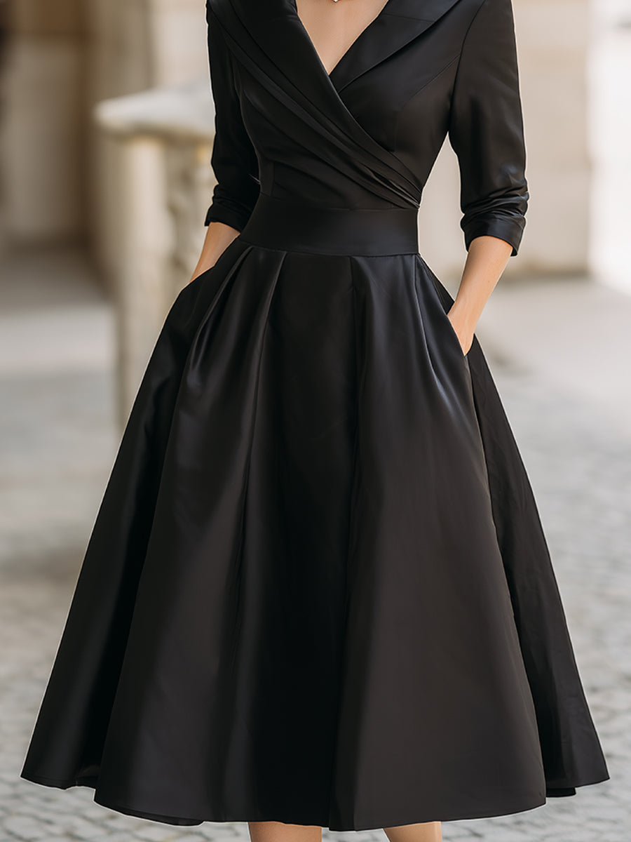 Adèle | Robe mi-longue en satin d'inspiration vintage à col drapé