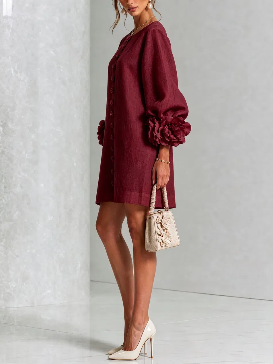 Paloma | Vestido texturizado de escote redondo y puños florales