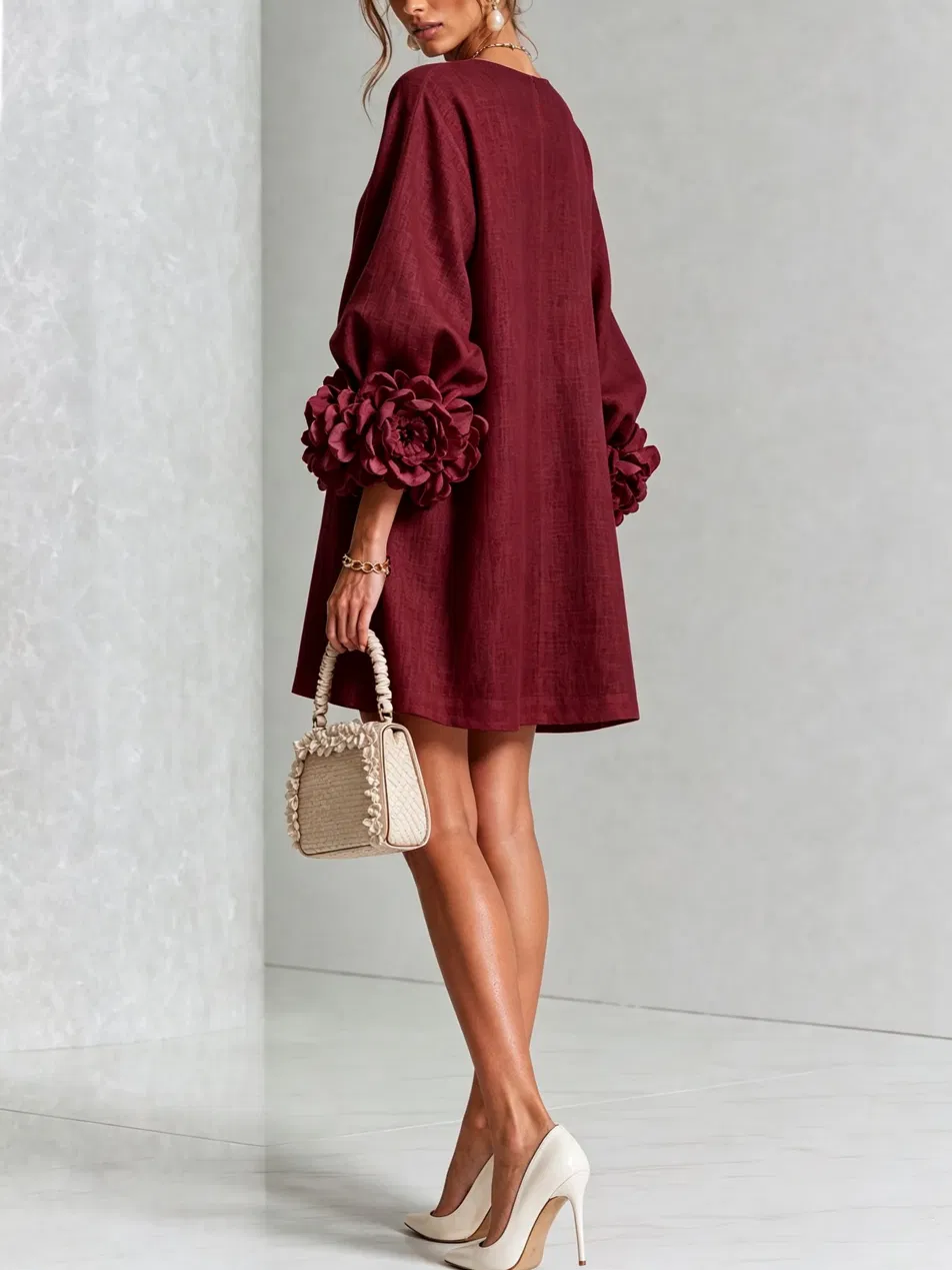 Paloma | Vestido texturizado de escote redondo y puños florales