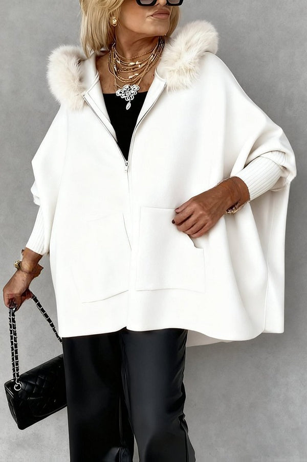 Pauline | Gilet ample en maille à capuche peluche, zip et poches
