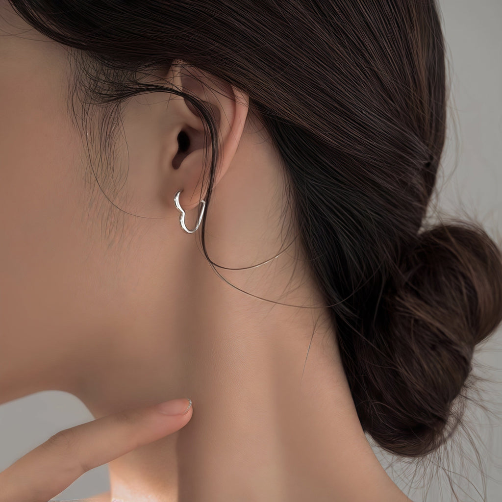 Gaëlle - Boucles d'oreilles dorées en forme de cœur en acier inoxydable