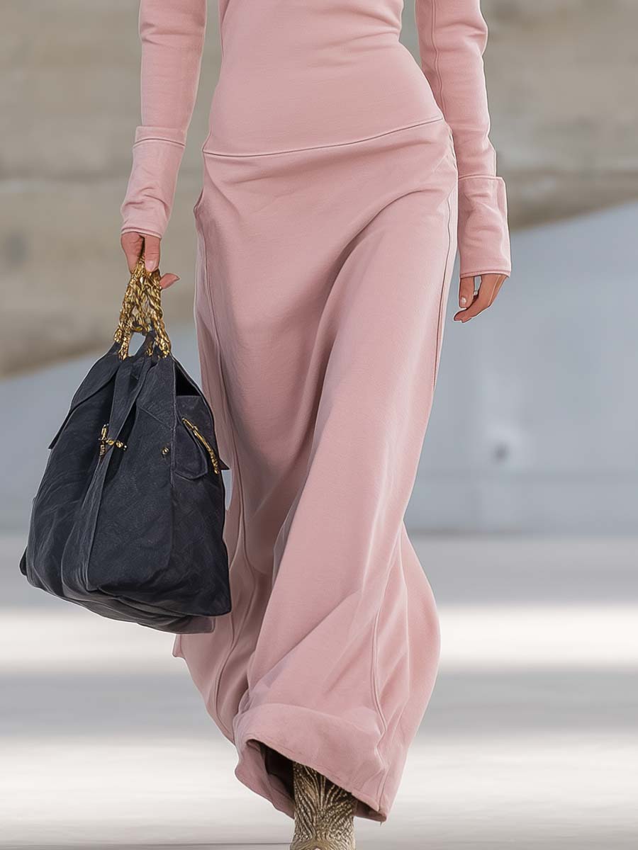 Solenne | Robe longue rétro sportive à col V, zip devant et manches longues