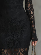 Eugénie | Robe longue noire élégante en dentelle extensible à bas queue de poisson