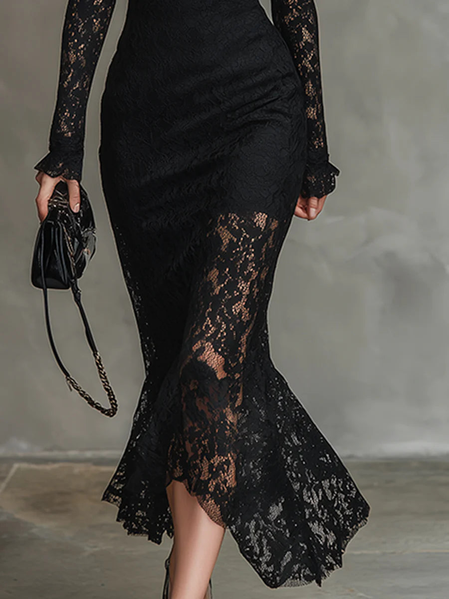 Eugénie | Robe longue noire élégante en dentelle extensible à bas queue de poisson