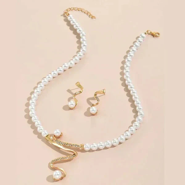 Solange - Set collier et boucles d'oreilles avec perles naturelles