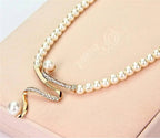 Solange - Set collier et boucles d'oreilles avec perles naturelles