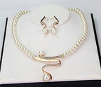 Mireille - Parure collier et boucles d'oreilles avec perles naturelles