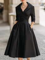 Adèle | Robe mi-longue en satin d'inspiration vintage à col drapé