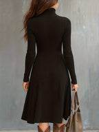 Valdine | Robe mi-longue ajustée à manches longues et zip devant pour femme