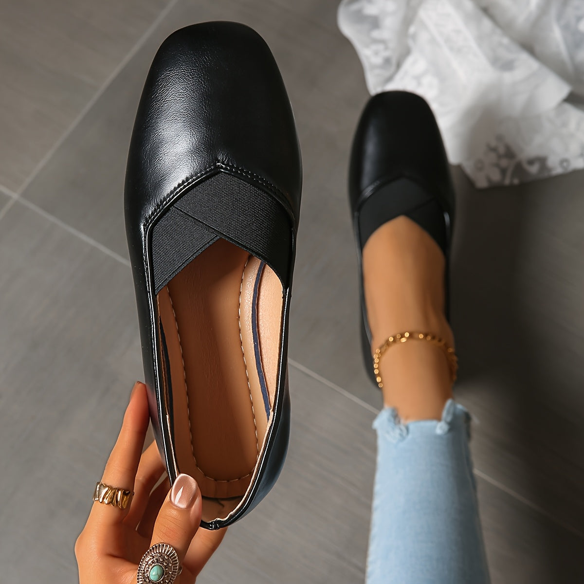 Claire | Ballerines à bout carré et brides croisées