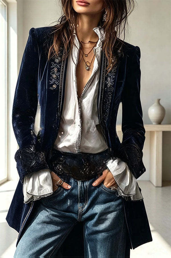 Salomé | Blazer ajusté en velours brodé