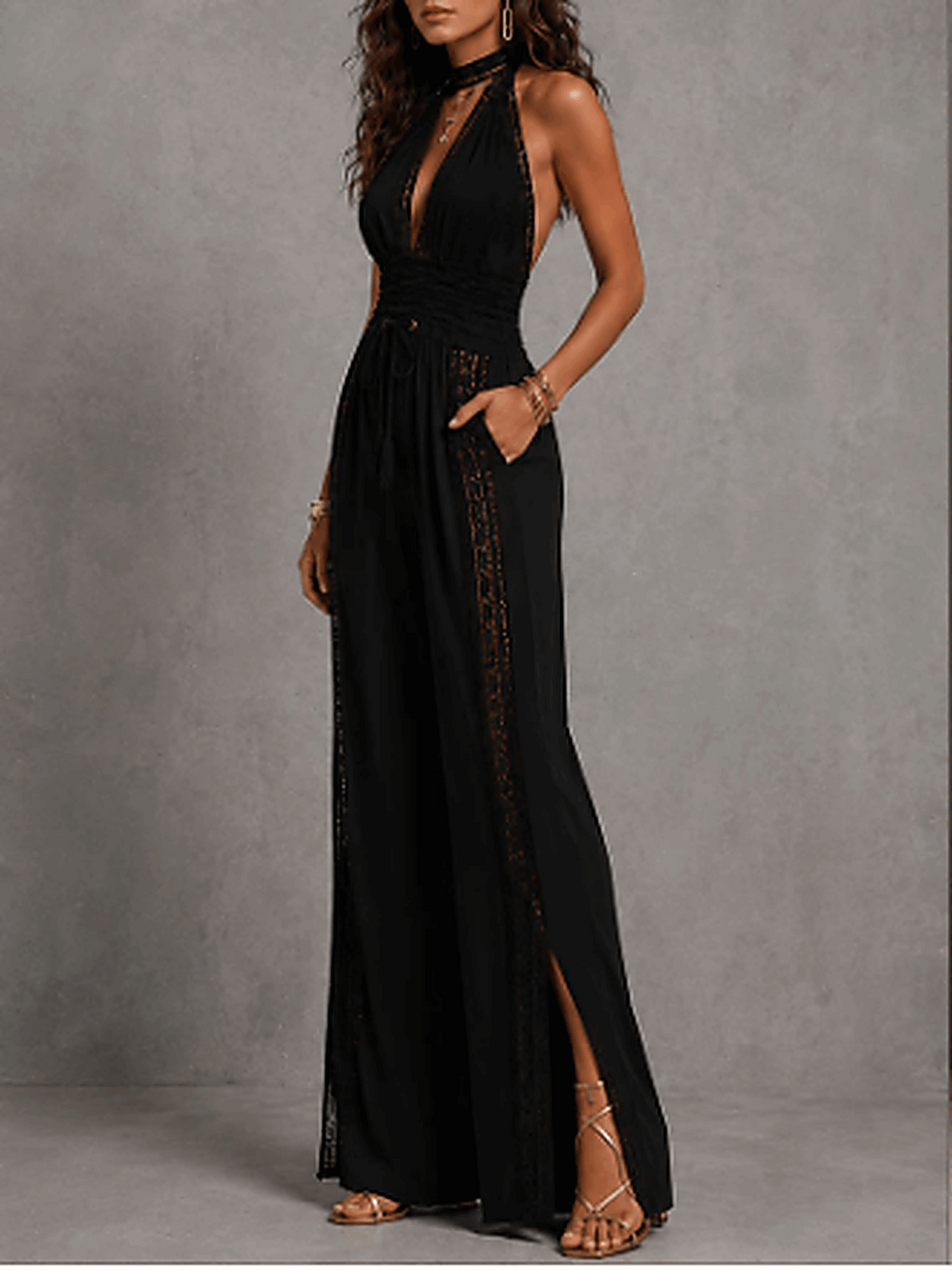 Minerva | Mono de una pieza estilo bohemio elegante con paneles de encaje negro, cintura fruncida y pernera ancha.