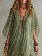Silvia | Vestido vaporoso de encaje con mangas capa