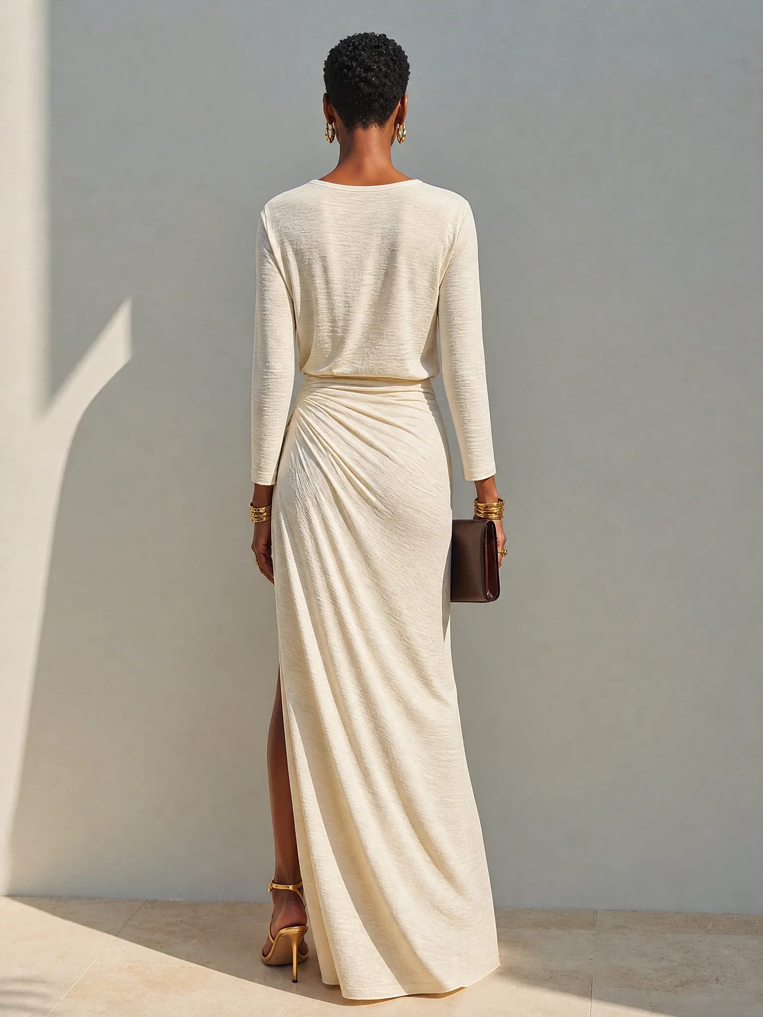 Violeta | Vestido midi drapeado con abertura