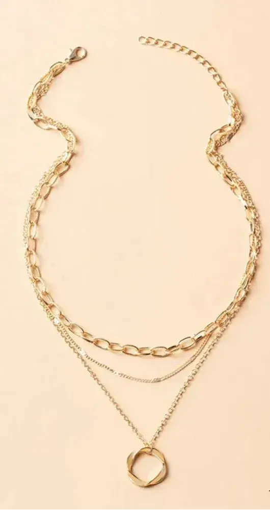 Joëlle - Collier doré classique multirangs avec pendentif